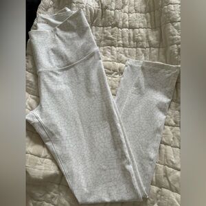 NWOT Carrie Underwood leggings